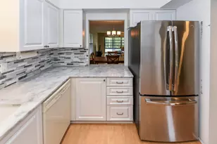 390 SW South River Dr, Stuart, FL 34997 - Photo 24