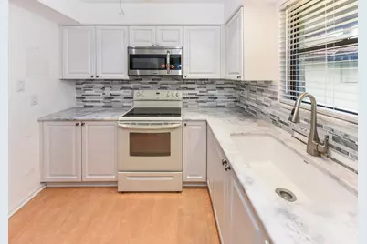 390 SW South River Drive #202, Stuart, FL 34997 - Photo 26