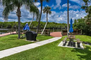 390 SW South River Dr, Stuart, FL 34997 - Photo 44