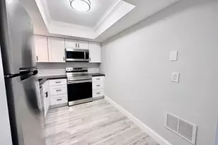 312 Northlake Dr, North Palm Beach, FL 33408 - Photo 4