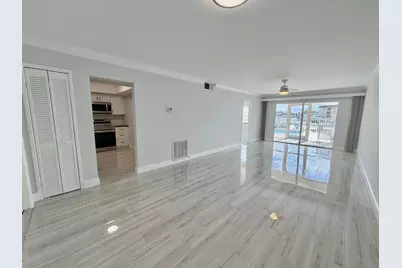312 Northlake Drive #104, North Palm Beach, FL 33408 - Photo 4