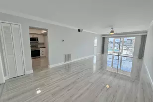 312 Northlake Dr, North Palm Beach, FL 33408 - Photo 4