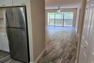 8310 Sands Point Blvd, Tamarac, FL 33321 - Photo 10