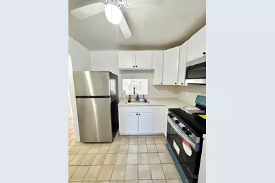 202 SE 10th Street #105, Dania Beach, FL 33004 - Photo 8