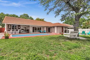 5165 NW 99th Way, Coral Springs, FL 33076 - Photo 4