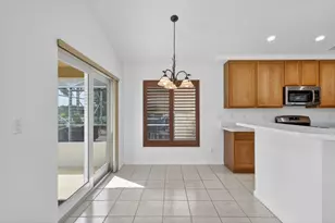 1021 SE Westminster Pl, Stuart, FL 34997 - Photo 18