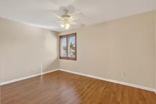 1021 SE Westminster Pl, Stuart, FL 34997 - Photo 40