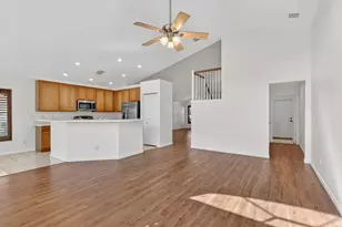 1021 SE Westminster Pl, Stuart, FL 34997 - Photo 16