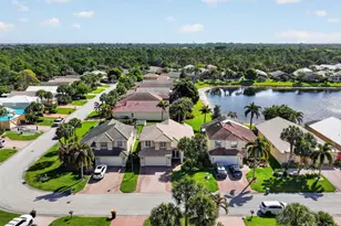 1021 SE Westminster Pl, Stuart, FL 34997 - Photo 58
