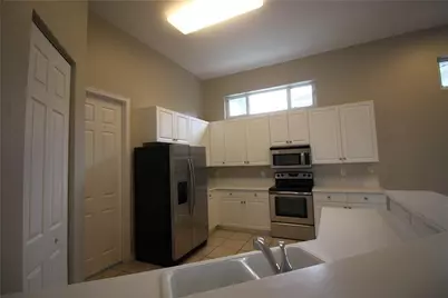 5842 NW 123rd Avenue, Coral Springs, FL 33076 - Photo 8