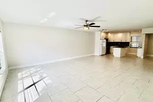 3851 NW 84th Ave, Sunrise, FL 33351 - Photo 18