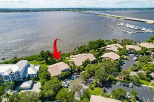 218 NE Edgewater Dr, Hutchinson Island, FL 34996 - Photo 12