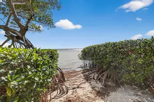 218 NE Edgewater Dr, Hutchinson Island, FL 34996 - Photo 16