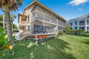 218 NE Edgewater Dr, Hutchinson Island, FL 34996 - Photo 18