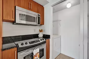 600 S Dixie Hwy, West Palm Beach, FL 33401 - Photo 10