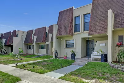 8992 Palm Tree Lane #8992, Pembroke Pines, FL 33024 - Photo 32