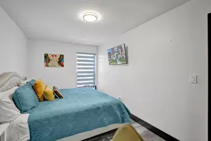 8992 Palm Tree Ln, Pembroke Pines, FL 33024 - Photo 20