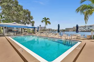 2000 Diana Dr, Hallandale Beach, FL 33009 - Photo 42
