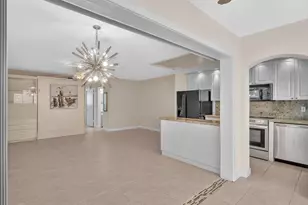 2000 Diana Dr, Hallandale Beach, FL 33009 - Photo 4
