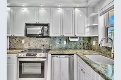 2000 Diana Drive, Hallandale Beach, FL 33009 - Photo 16