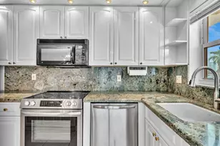 2000 Diana Dr, Hallandale Beach, FL 33009 - Photo 16