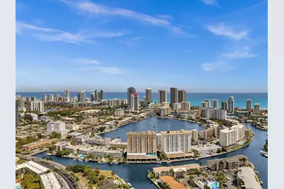 2000 Diana Drive, Hallandale Beach, FL 33009 - Photo 36