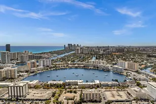 2000 Diana Dr, Hallandale Beach, FL 33009 - Photo 34