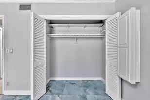 2000 Diana Dr, Hallandale Beach, FL 33009 - Photo 30