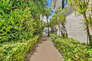 2000 Diana Dr, Hallandale Beach, FL 33009 - Photo 54