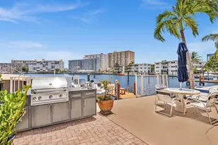2000 Diana Dr, Hallandale Beach, FL 33009 - Photo 44
