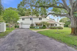 12213 Melissa Way, Cooper City, FL 33026 - Photo 2