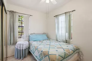 131 Ficus Tree Dr, Lantana, FL 33462 - Photo 16