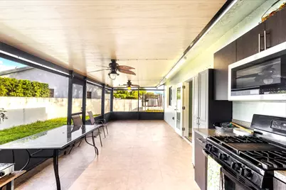 4040 NE 6th Avenue, Deerfield Beach, FL 33064 - Photo 24