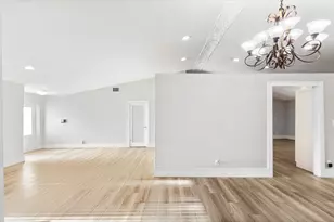 4040 NE 6th Ave, Deerfield Beach, FL 33064 - Photo 10