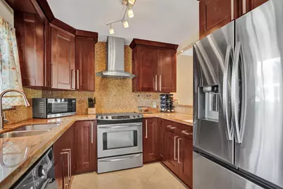 2820 NE 30th Street #Apt 2, Fort Lauderdale, FL 33306 - Photo 10