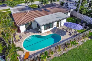 908 SE 16th St, Deerfield Beach, FL 33441 - Photo 2