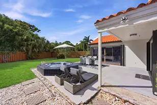 2596 La Cristal Cir, Palm Beach Gardens, FL 33410 - Photo 34
