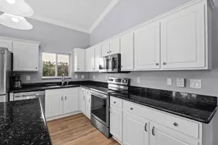 4620 SE Winter Haven Ct, Stuart, FL 34997 - Photo 10