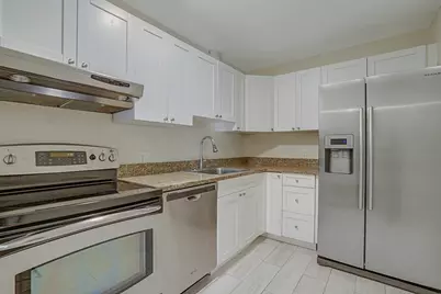 326 SE 1st Avenue, Delray Beach, FL 33444 - Photo 8