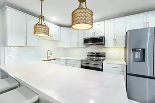 2929 SE Ocean Blvd, Stuart, FL 34996 - Photo 6