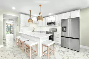 2929 SE Ocean Blvd, Stuart, FL 34996 - Photo 2