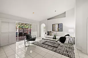 363 SW 161st Ave, Pembroke Pines, FL 33027 - Photo 4