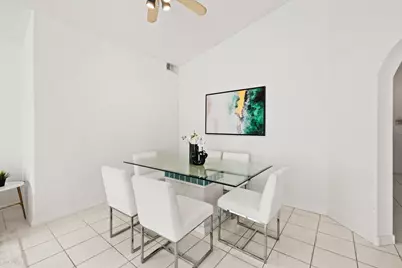 363 SW 161st Avenue, Pembroke Pines, FL 33027 - Photo 8