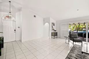 363 SW 161st Ave, Pembroke Pines, FL 33027 - Photo 6