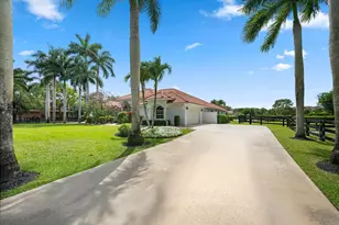 14594 Drafthorse Ln, Wellington, FL 33414 - Photo 4