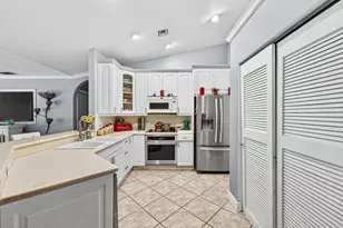 16398 Temple Blvd, Loxahatchee, FL 33470 - Photo 10