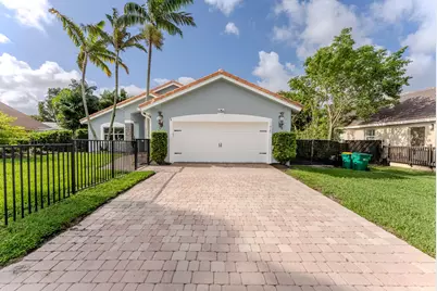 11420 NW 26th Street, Plantation, FL 33323 - Photo 2
