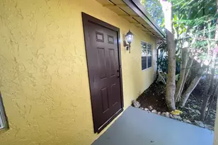 512 NW 43rd Pl, Deerfield Beach, FL 33064 - Photo 10