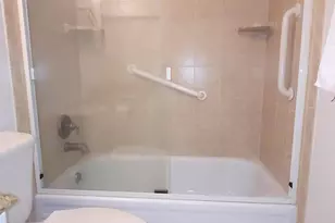 319 Chatham P, West Palm Beach, FL 33417 - Photo 10