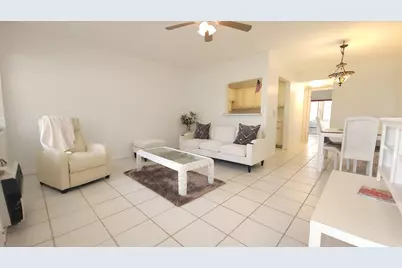 319 Chatham P, West Palm Beach, FL 33417 - Photo 1